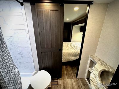 2026 Venture RV Stratus - Photo 12