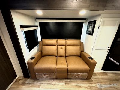 2026 Venture RV Stratus - Photo 10