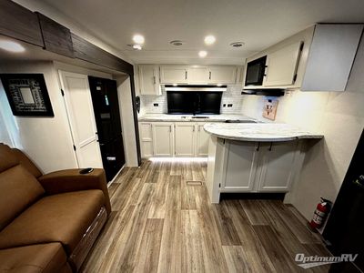 2026 Venture RV Stratus - Photo 5