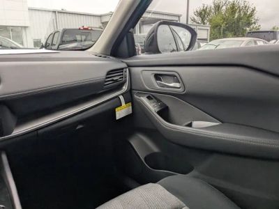 2026 Nissan Rogue — photo 17 view