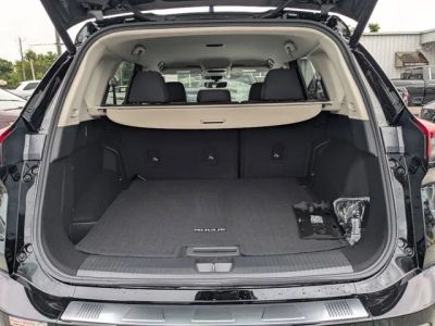 2026 Nissan Rogue — photo 12 view