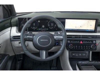 2026 Hyundai TUCSON HYBRID — photo 9 view