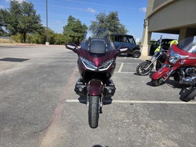2025 Honda GOLDWING TOUR DCT - Photo 3