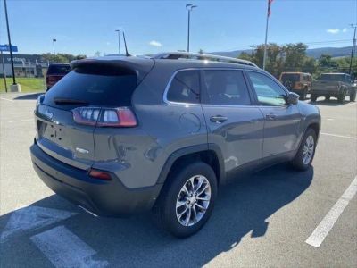 2021 Jeep Cherokee — rear three-quarter view