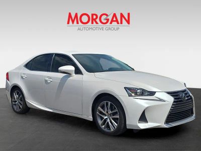 2018 Lexus IS — side profile view