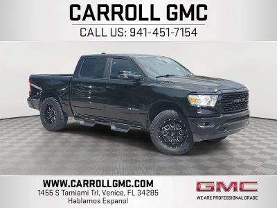 2023 RAM 1500 Big Horn Crew Cab 4x4 5'7" Box in Black — front three-quarter view