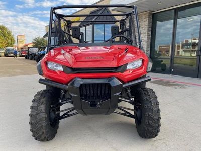2025 Honda Pioneer 1000-5 - Photo 2