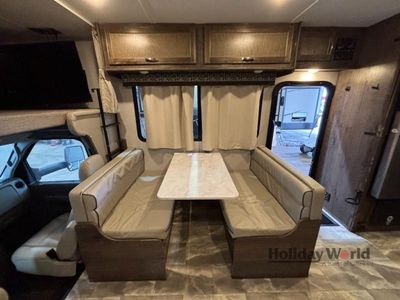 2023 Gulf Stream Conquest Class C - Photo 12