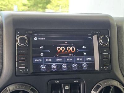 2018 Jeep Wrangler JK — photo 17 view
