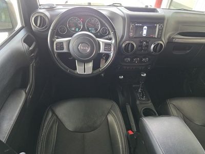 2018 Jeep Wrangler JK — photo 12 view