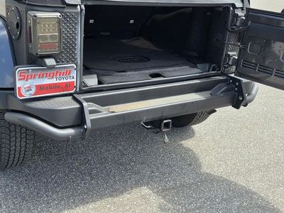 2018 Jeep Wrangler JK — photo 25 view