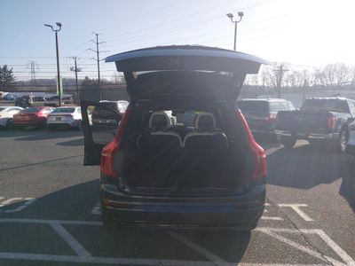 2022 Volvo XC90 Recharge Plug-In Hybrid - Photo 11