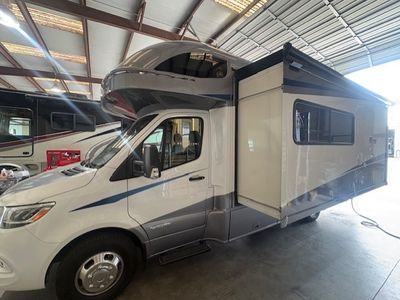 2022 Winnebago View — interior view