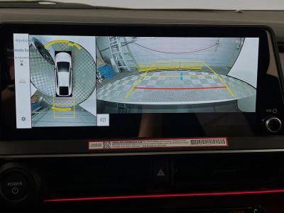 2026 Toyota Prius Plug-In Hybrid — photo 25 view
