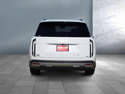 2027 Kia Telluride Hybrid — detail view