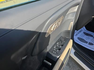 2027 Kia Telluride Hybrid — photo 20 view