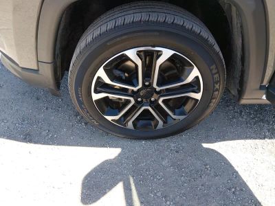 2023 Jeep Compass — photo 10 view