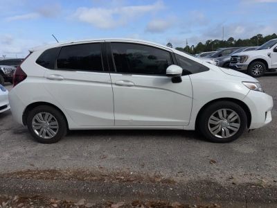2017 Honda Fit — photo 9 view