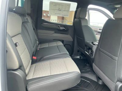 2026 Chevrolet Silverado 1500 — photo 19 view