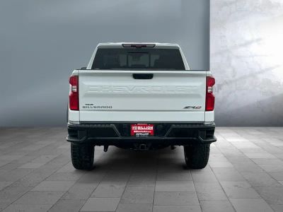2026 Chevrolet Silverado 1500 — detail view