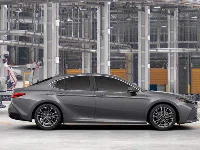 2026 Toyota Camry - Photo 14