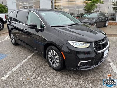 2023 Chrysler Pacifica Hybrid - Photo 6