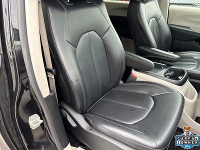 2023 Chrysler Pacifica Hybrid - Photo 46