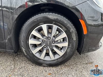 2023 Chrysler Pacifica Hybrid - Photo 32