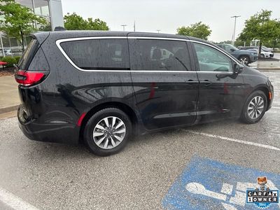 2023 Chrysler Pacifica Hybrid - Photo 26