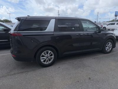 2023 Kia Carnival - Photo 5