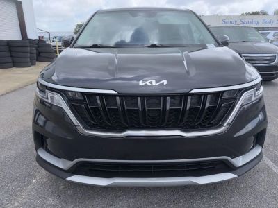 2023 Kia Carnival - Photo 3