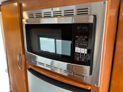 2018 Leisure Travel Vans UNITY — photo 9 view