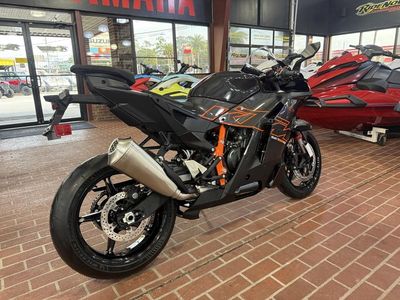 2026 KTM 990 RC R - Photo 9