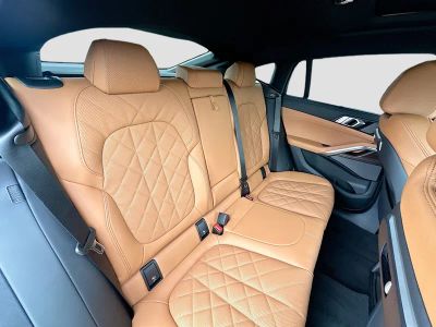 2027 BMW X6 — photo 19 view