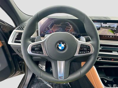 2027 BMW X6 — photo 8 view