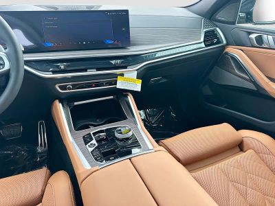 2027 BMW X6 — photo 16 view