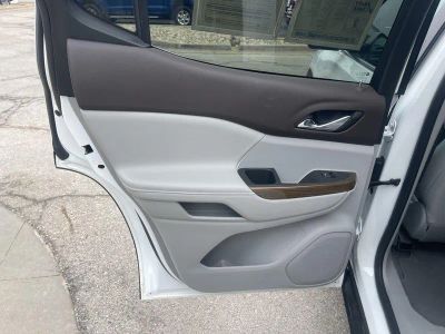 2023 GMC Acadia - Photo 20