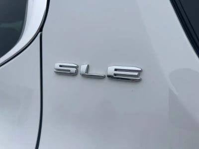 2023 GMC Acadia - Photo 15