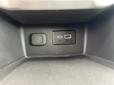 2023 GMC Acadia - Photo 33