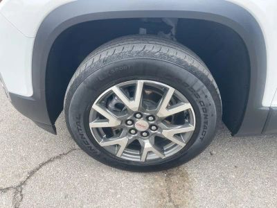 2023 GMC Acadia - Photo 9