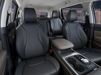 2026 Kia Carnival Hybrid — photo 15 view