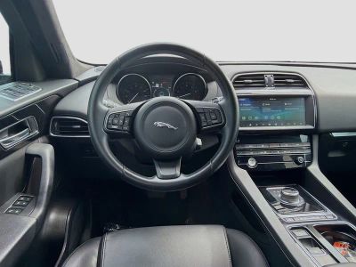 2020 Jaguar F-PACE — photo 20 view