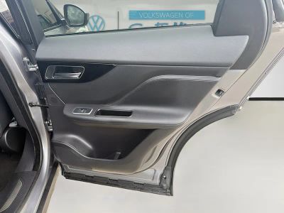 2020 Jaguar F-PACE — photo 30 view