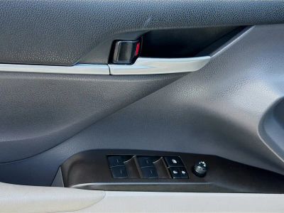 2023 Toyota Camry — photo 17 view