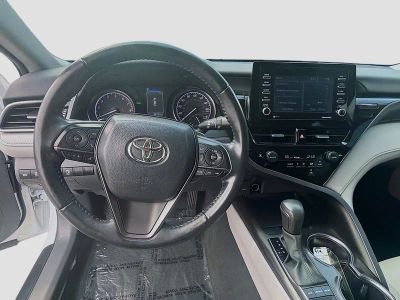 2023 Toyota Camry — photo 10 view