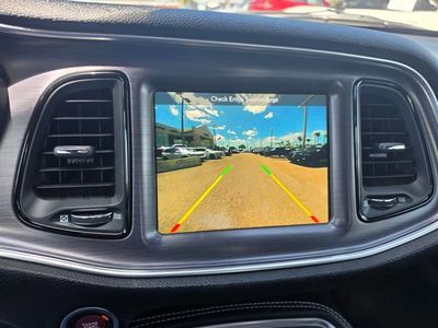 2018 Dodge Challenger - Photo 19