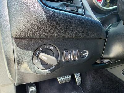 2018 Dodge Challenger - Photo 16