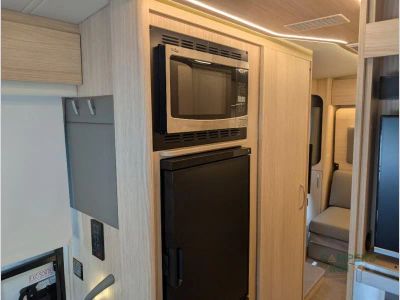 2025 Leisure Travel Vans Wonder — photo 45 view