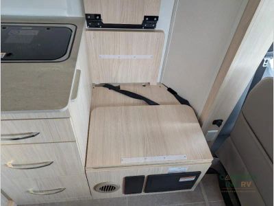 2025 Leisure Travel Vans Wonder — photo 26 view