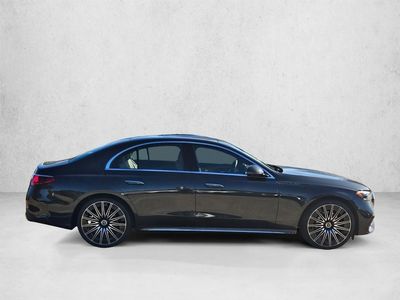 2026 Mercedes-Benz E-Class - Photo 4